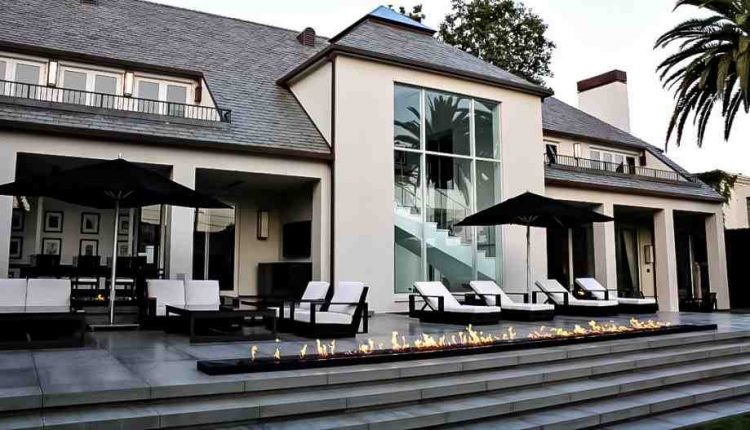 Where are Simon Cowell's houses?