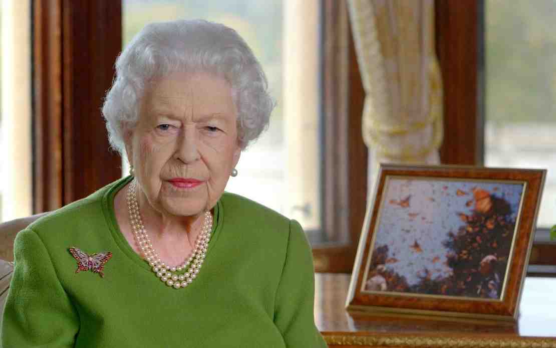How powerful is the Queen of England?